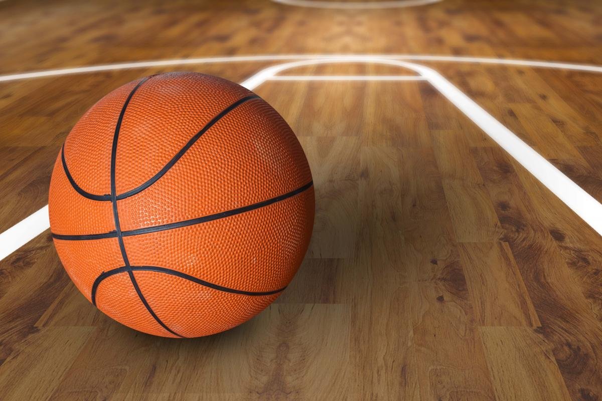 Какова окружность баскетбольного мяча в сантиметрах